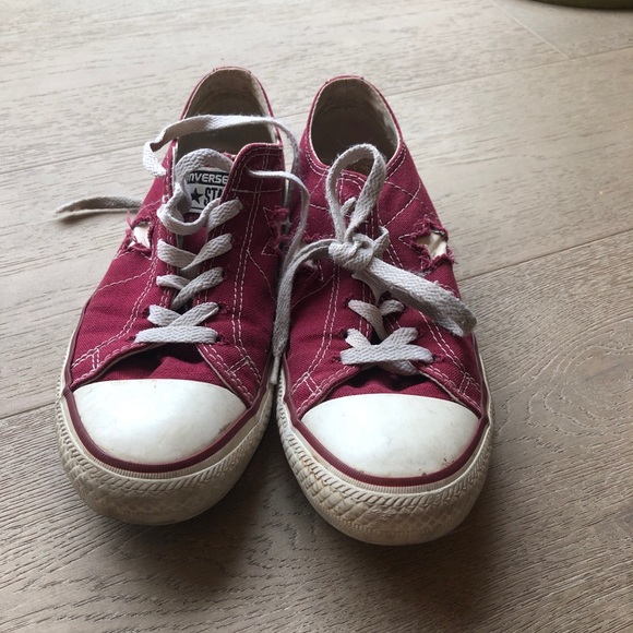 Maroon one star sneakers - Picture 5 of 5